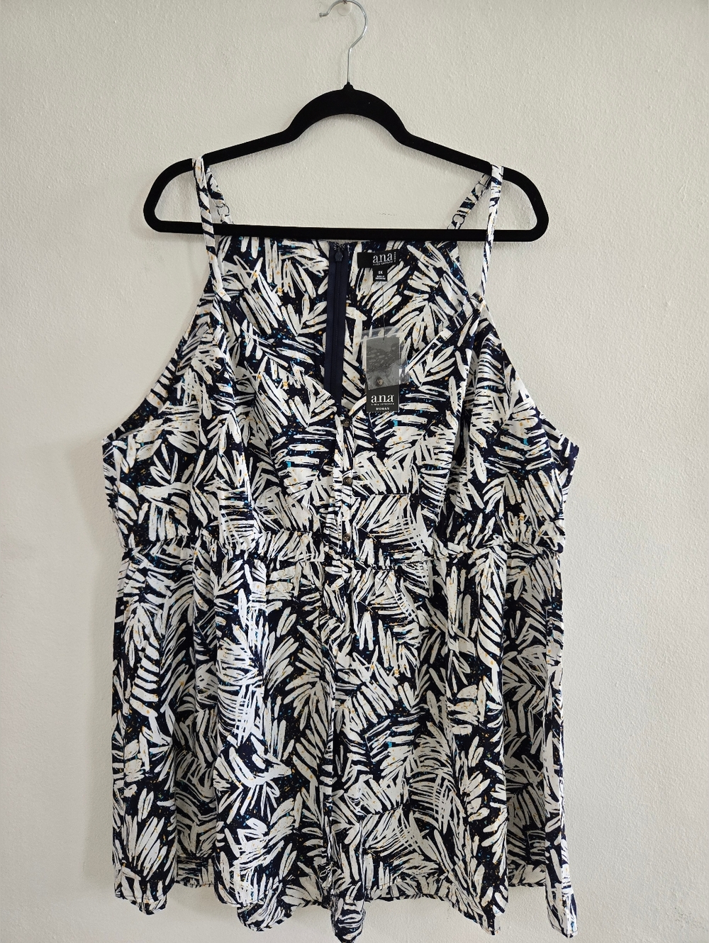 a.n.a Navy & White Leaf Print Tank Top Size 3X